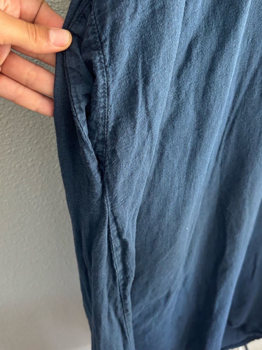 Linen Navy Blue V-Neck Midi Dress - Picture 2 of 7